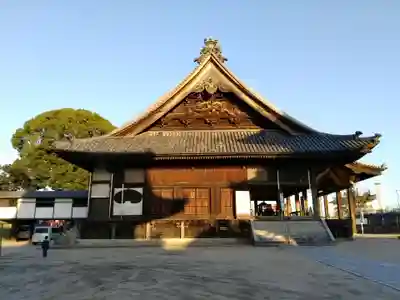西大寺の本殿・本堂