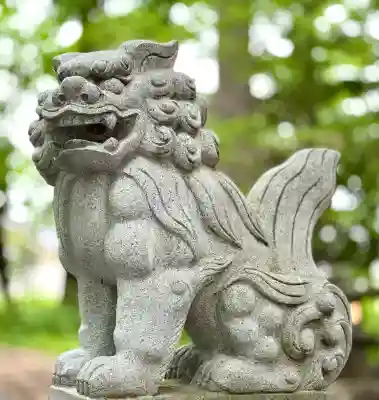 八幡愛宕神社（旭川神社）の{uncategorized: "未分類", other: "その他", undefined: "問題あり", building: "その他建物", grave: "お墓", sacred_gate: "鳥居", guardian: "狛犬", statue: "像", buddha: "仏像", history: "歴史", nature: "自然", garden: "庭園", animal: "動物", pagoda: "塔", temizu: "手水舎", mountain_gate: "山門・神門", sanctuary: "本殿・本堂", subordinate: "末社・摂社", art: "芸術", scenery: "景色", jizo: "地蔵", ema: "絵馬", goshuin: "御朱印", omikuji: "おみくじ", items: "授与品その他", amulet: "お守り", goshuincho: "御朱印帳", eats: "食事", festival: "お祭り", votive_dance: "神楽", shichigosan: "七五三参", wedding: "結婚式", experience: "体験その他", initially: "初詣", around: "周辺", anti_infection: "感染症対策"}