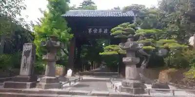 恵林寺の山門・神門