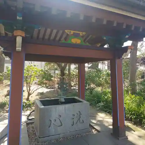 善導寺の手水舎