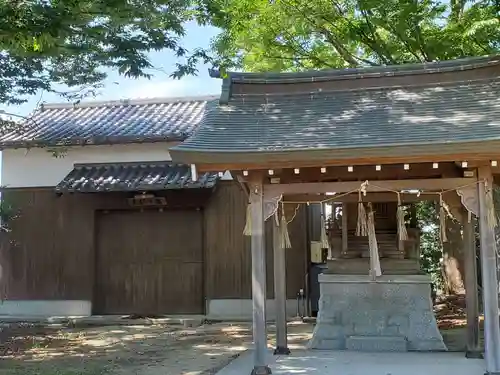 佐保神社の末社