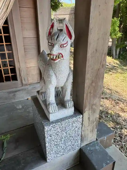 北門稲荷神社の{uncategorized: "未分類", other: "その他", undefined: "問題あり", building: "その他建物", grave: "お墓", sacred_gate: "鳥居", guardian: "狛犬", statue: "像", buddha: "仏像", history: "歴史", nature: "自然", garden: "庭園", animal: "動物", pagoda: "塔", temizu: "手水舎", mountain_gate: "山門・神門", sanctuary: "本殿・本堂", subordinate: "末社・摂社", art: "芸術", scenery: "景色", jizo: "地蔵", ema: "絵馬", goshuin: "御朱印", omikuji: "おみくじ", items: "授与品その他", amulet: "お守り", goshuincho: "御朱印帳", eats: "食事", festival: "お祭り", votive_dance: "神楽", shichigosan: "七五三参", wedding: "結婚式", experience: "体験その他", initially: "初詣", around: "周辺", anti_infection: "感染症対策"}