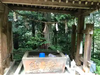 天忍穂別神社の手水舎