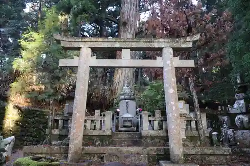 高野山金剛峯寺奥の院(和歌山県)