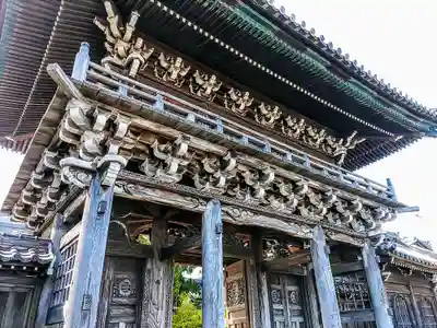 聖運寺の山門・神門