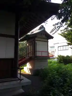 楊原神社の本殿・本堂