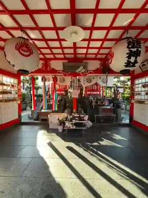 荒熊稲荷神社の本殿・本堂