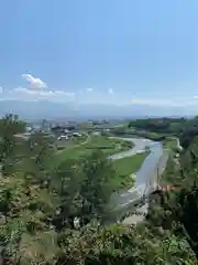 差出磯大嶽山神社 仕事と健康と厄よけの神さまの景色