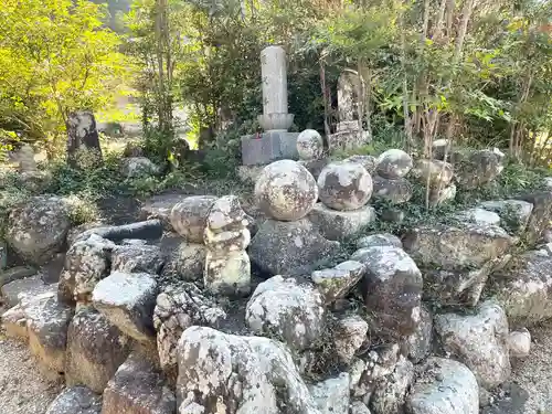 溝淵寺(三重県)