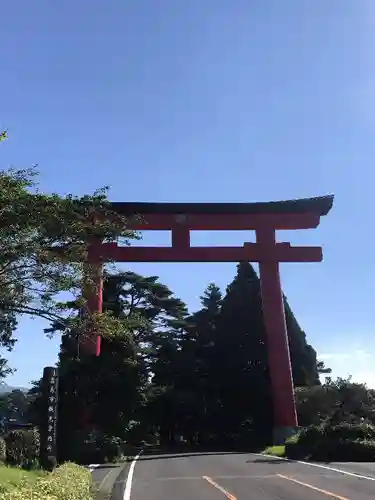 霧島神宮の鳥居