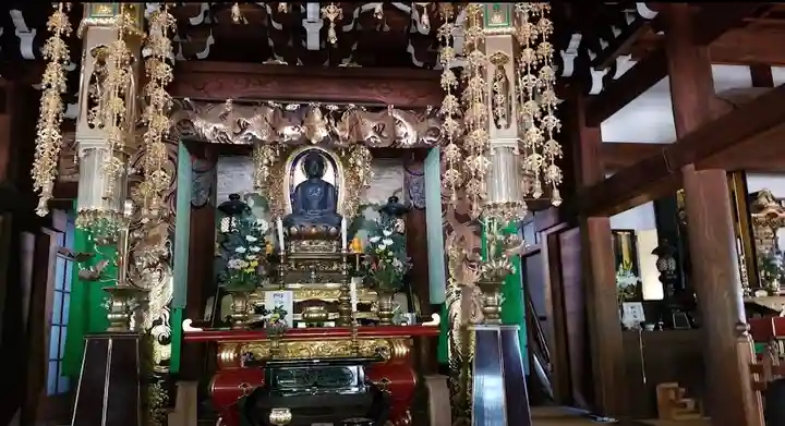 洞雲寺の本殿・本堂