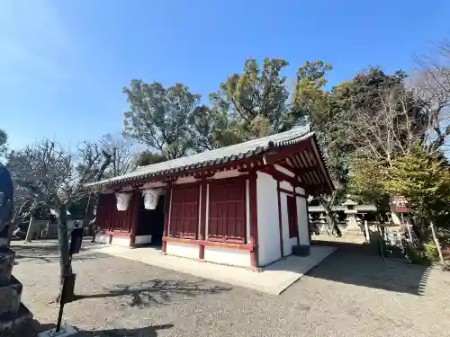 櫻井神社の{uncategorized: "未分類", other: "その他", undefined: "問題あり", building: "その他建物", grave: "お墓", sacred_gate: "鳥居", guardian: "狛犬", statue: "像", buddha: "仏像", history: "歴史", nature: "自然", garden: "庭園", animal: "動物", pagoda: "塔", temizu: "手水舎", mountain_gate: "山門・神門", sanctuary: "本殿・本堂", subordinate: "末社・摂社", art: "芸術", scenery: "景色", jizo: "地蔵", ema: "絵馬", goshuin: "御朱印", omikuji: "おみくじ", items: "授与品その他", amulet: "お守り", goshuincho: "御朱印帳", eats: "食事", festival: "お祭り", votive_dance: "神楽", shichigosan: "七五三参", wedding: "結婚式", experience: "体験その他", initially: "初詣", around: "周辺", anti_infection: "感染症対策"}