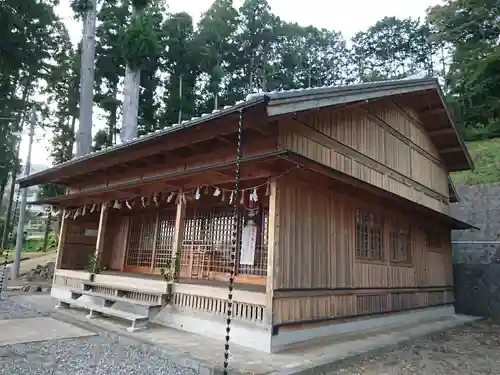 八幡神社の本殿・本堂