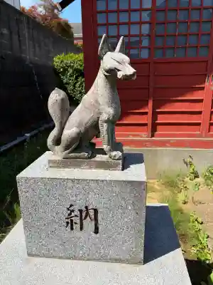稲荷神社の{uncategorized: "未分類", other: "その他", undefined: "問題あり", building: "その他建物", grave: "お墓", sacred_gate: "鳥居", guardian: "狛犬", statue: "像", buddha: "仏像", history: "歴史", nature: "自然", garden: "庭園", animal: "動物", pagoda: "塔", temizu: "手水舎", mountain_gate: "山門・神門", sanctuary: "本殿・本堂", subordinate: "末社・摂社", art: "芸術", scenery: "景色", jizo: "地蔵", ema: "絵馬", goshuin: "御朱印", omikuji: "おみくじ", items: "授与品その他", amulet: "お守り", goshuincho: "御朱印帳", eats: "食事", festival: "お祭り", votive_dance: "神楽", shichigosan: "七五三参", wedding: "結婚式", experience: "体験その他", initially: "初詣", around: "周辺", anti_infection: "感染症対策"}