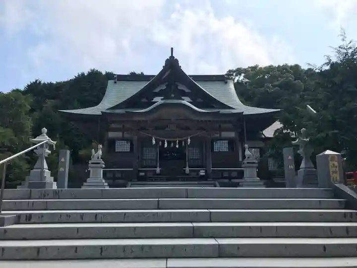 鏡山稲荷神社の本殿・本堂
