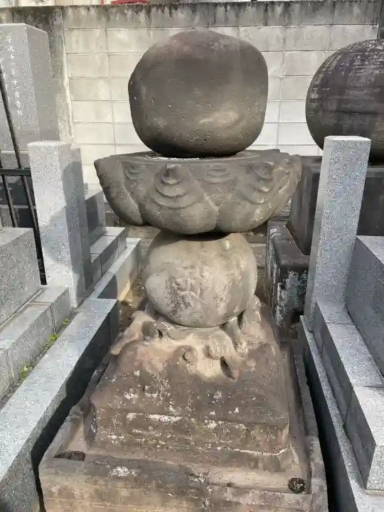 本郷薬師堂の{uncategorized: "未分類", other: "その他", undefined: "問題あり", building: "その他建物", grave: "お墓", sacred_gate: "鳥居", guardian: "狛犬", statue: "像", buddha: "仏像", history: "歴史", nature: "自然", garden: "庭園", animal: "動物", pagoda: "塔", temizu: "手水舎", mountain_gate: "山門・神門", sanctuary: "本殿・本堂", subordinate: "末社・摂社", art: "芸術", scenery: "景色", jizo: "地蔵", ema: "絵馬", goshuin: "御朱印", omikuji: "おみくじ", items: "授与品その他", amulet: "お守り", goshuincho: "御朱印帳", eats: "食事", festival: "お祭り", votive_dance: "神楽", shichigosan: "七五三参", wedding: "結婚式", experience: "体験その他", initially: "初詣", around: "周辺", anti_infection: "感染症対策"}