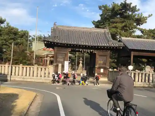 浜宮天神社の山門・神門