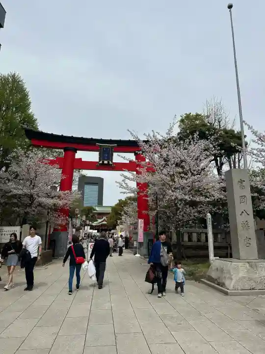 富岡八幡宮の{uncategorized: "未分類", other: "その他", undefined: "問題あり", building: "その他建物", grave: "お墓", sacred_gate: "鳥居", guardian: "狛犬", statue: "像", buddha: "仏像", history: "歴史", nature: "自然", garden: "庭園", animal: "動物", pagoda: "塔", temizu: "手水舎", mountain_gate: "山門・神門", sanctuary: "本殿・本堂", subordinate: "末社・摂社", art: "芸術", scenery: "景色", jizo: "地蔵", ema: "絵馬", goshuin: "御朱印", omikuji: "おみくじ", items: "授与品その他", amulet: "お守り", goshuincho: "御朱印帳", eats: "食事", festival: "お祭り", votive_dance: "神楽", shichigosan: "七五三参", wedding: "結婚式", experience: "体験その他", initially: "初詣", around: "周辺", anti_infection: "感染症対策"}