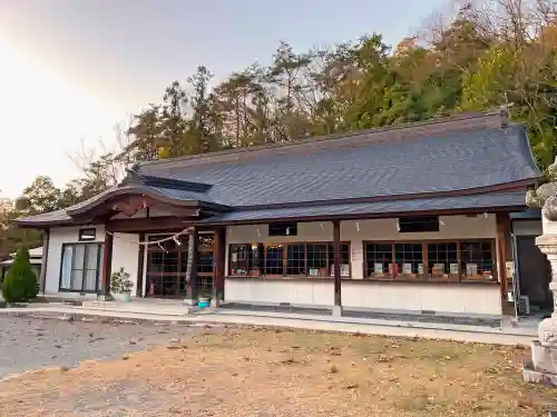 山梨縣護國神社のその他建物