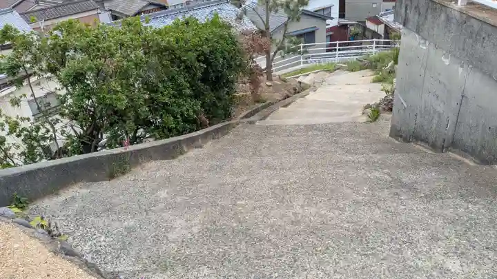 西光寺奥之院 誓願之塔の庭園