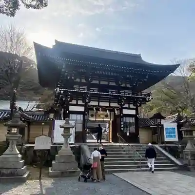 松尾大社の山門・神門