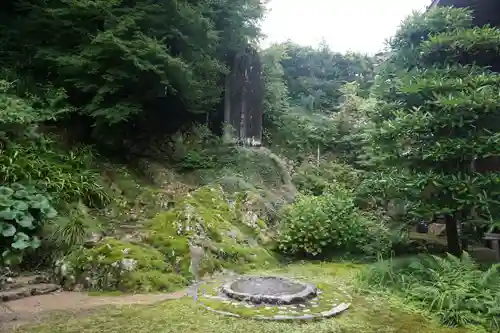 岐阜善光寺の庭園