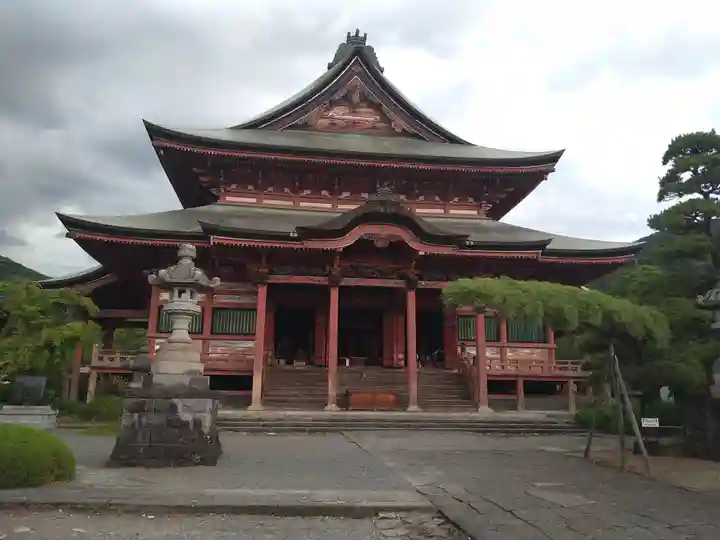 甲斐善光寺(山梨県)