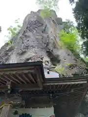 中之嶽神社の建物その他