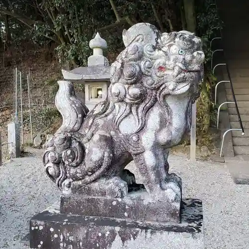 黒瀧神社の狛犬