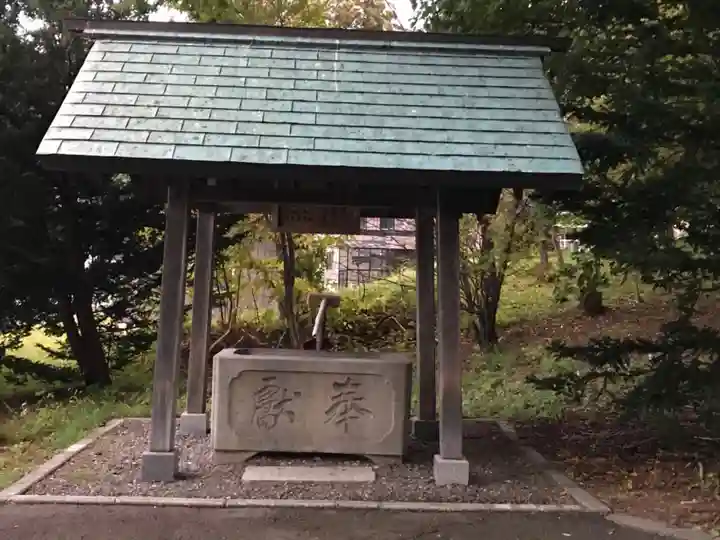 余市神社の手水舎