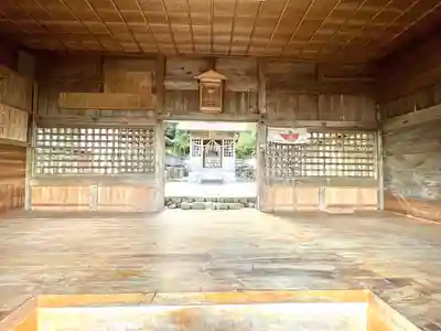 菟上神社の本殿・本堂