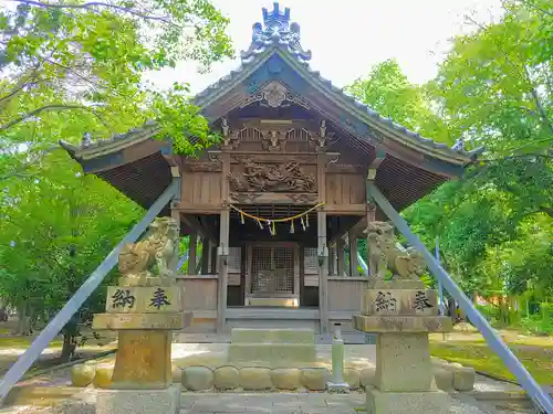 賣夫神社（嫁振）の本殿・本堂