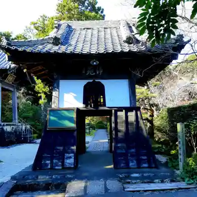 龍潭寺の山門・神門