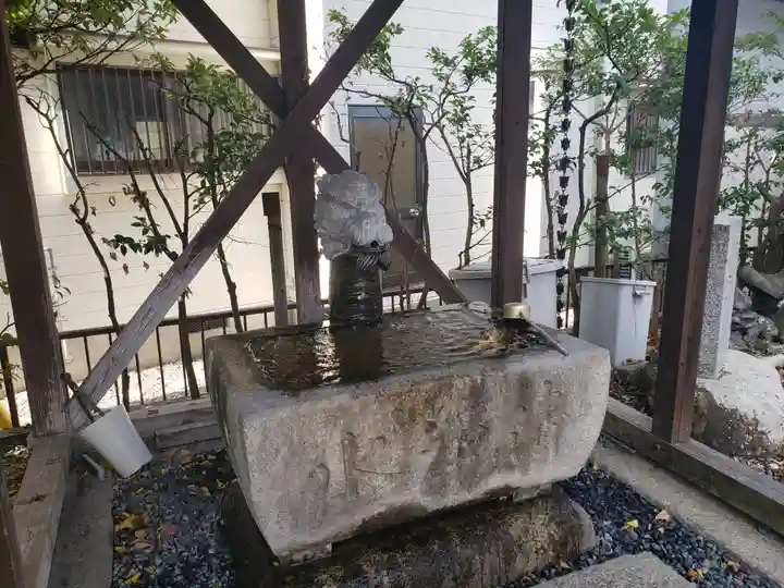 済福寺の手水舎
