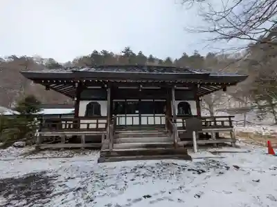 日光山輪王寺別院 温泉寺の本殿・本堂