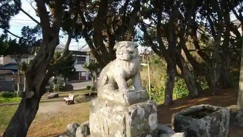 大杉神社の狛犬