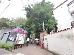 東郷神社の建物その他