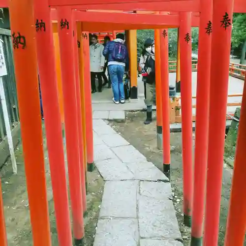 根津神社の鳥居