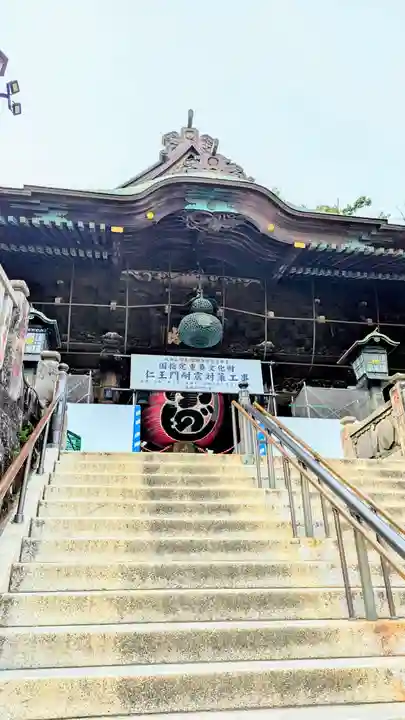 成田山新勝寺の山門・神門