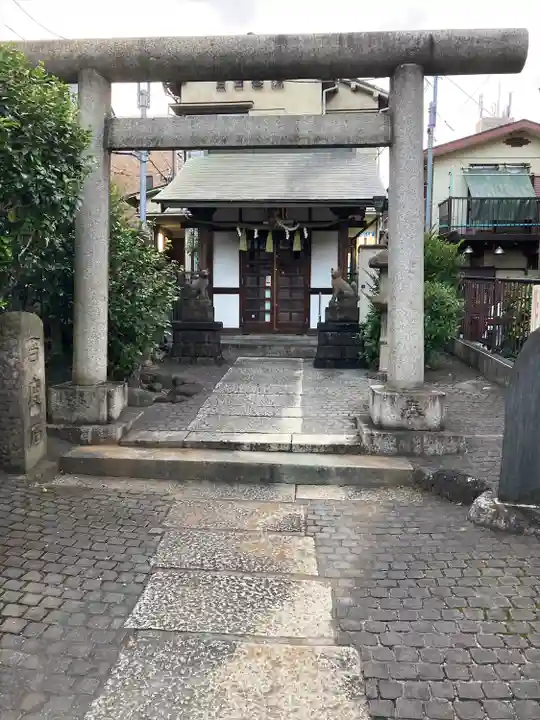 目白豊坂稲荷神社の鳥居