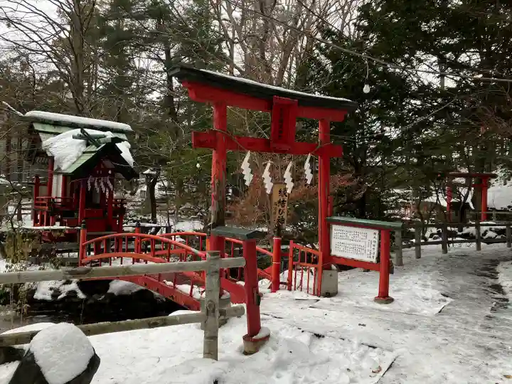 白石神社の末社・摂社