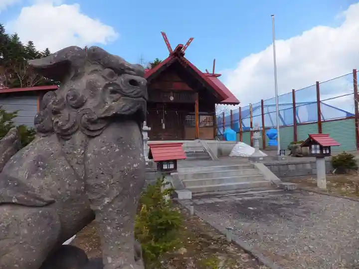 樺戸神社の狛犬