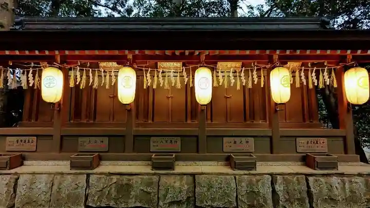 検見川神社の末社・摂社