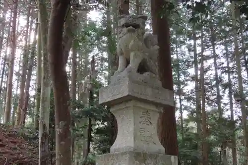 杉森神社の狛犬