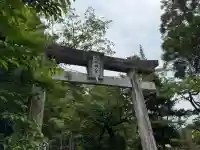 大己貴神社の{uncategorized: "未分類", other: "その他", undefined: "問題あり", building: "その他建物", grave: "お墓", sacred_gate: "鳥居", guardian: "狛犬", statue: "像", buddha: "仏像", history: "歴史", nature: "自然", garden: "庭園", animal: "動物", pagoda: "塔", temizu: "手水舎", mountain_gate: "山門・神門", sanctuary: "本殿・本堂", subordinate: "末社・摂社", art: "芸術", scenery: "景色", jizo: "地蔵", ema: "絵馬", goshuin: "御朱印", omikuji: "おみくじ", items: "授与品その他", amulet: "お守り", goshuincho: "御朱印帳", eats: "食事", festival: "お祭り", votive_dance: "神楽", shichigosan: "七五三参", wedding: "結婚式", experience: "体験その他", initially: "初詣", around: "周辺", anti_infection: "感染症対策"}