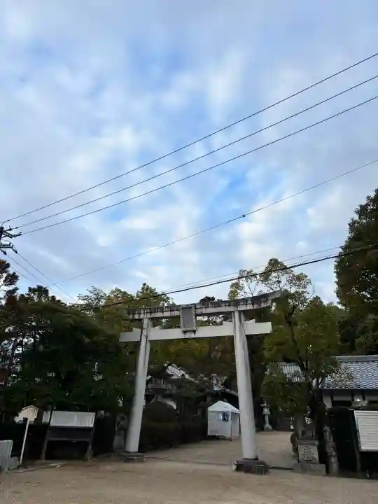 美具久留御魂神社の{uncategorized: "未分類", other: "その他", undefined: "問題あり", building: "その他建物", grave: "お墓", sacred_gate: "鳥居", guardian: "狛犬", statue: "像", buddha: "仏像", history: "歴史", nature: "自然", garden: "庭園", animal: "動物", pagoda: "塔", temizu: "手水舎", mountain_gate: "山門・神門", sanctuary: "本殿・本堂", subordinate: "末社・摂社", art: "芸術", scenery: "景色", jizo: "地蔵", ema: "絵馬", goshuin: "御朱印", omikuji: "おみくじ", items: "授与品その他", amulet: "お守り", goshuincho: "御朱印帳", eats: "食事", festival: "お祭り", votive_dance: "神楽", shichigosan: "七五三参", wedding: "結婚式", experience: "体験その他", initially: "初詣", around: "周辺", anti_infection: "感染症対策"}