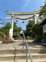 第六天神社の{uncategorized: "未分類", other: "その他", undefined: "問題あり", building: "その他建物", grave: "お墓", sacred_gate: "鳥居", guardian: "狛犬", statue: "像", buddha: "仏像", history: "歴史", nature: "自然", garden: "庭園", animal: "動物", pagoda: "塔", temizu: "手水舎", mountain_gate: "山門・神門", sanctuary: "本殿・本堂", subordinate: "末社・摂社", art: "芸術", scenery: "景色", jizo: "地蔵", ema: "絵馬", goshuin: "御朱印", omikuji: "おみくじ", items: "授与品その他", amulet: "お守り", goshuincho: "御朱印帳", eats: "食事", festival: "お祭り", votive_dance: "神楽", shichigosan: "七五三参", wedding: "結婚式", experience: "体験その他", initially: "初詣", around: "周辺", anti_infection: "感染症対策"}