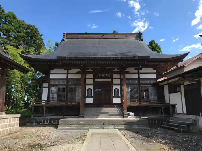 延命寺の本殿