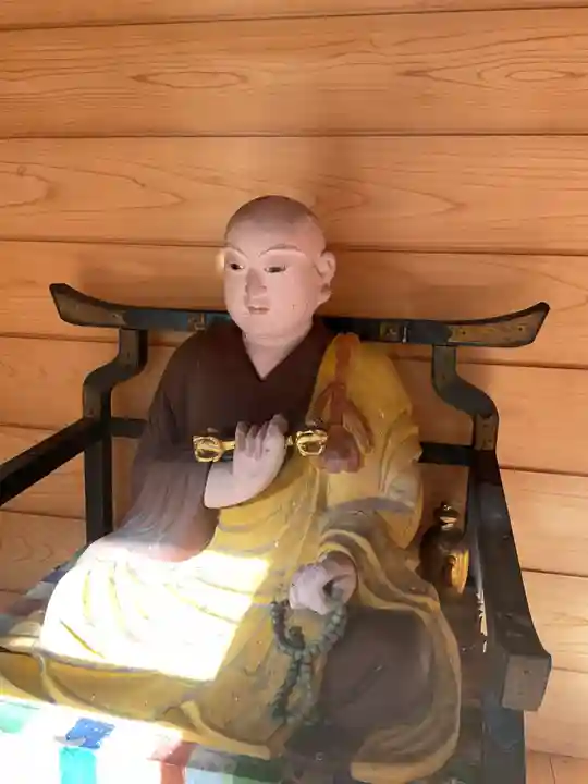 迫間不動尊の像