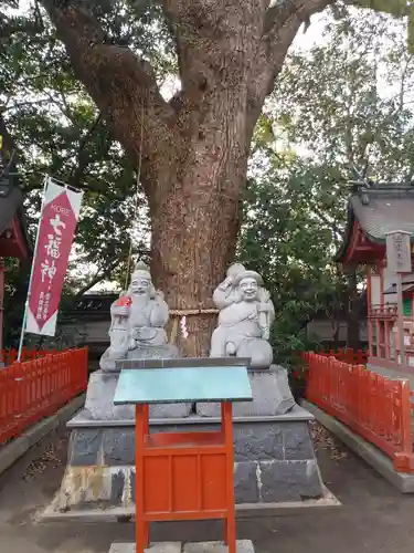 長田神社の像